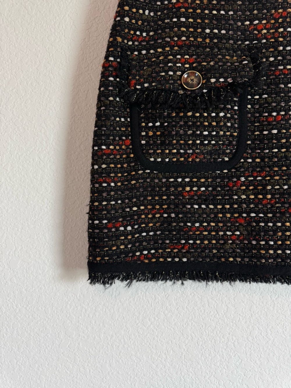 Veronica Beard Margot Black Metallic Tweed Fringe Mini Skirt Size 12 - Picture 2 of 9